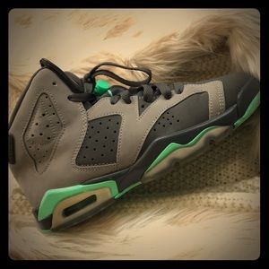 Authentic Jordan Retro-6